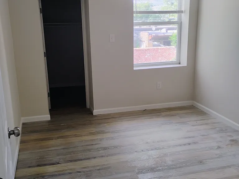 5909 Cates Ave #2W — Photo 10
