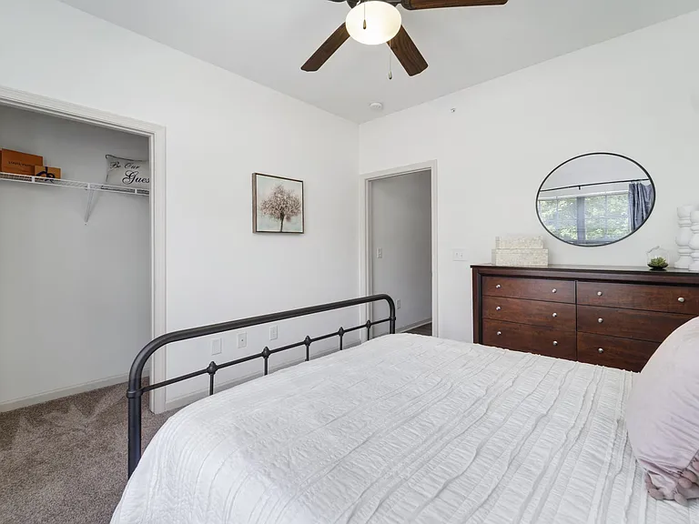 Two Bedroom - 2 Bed / 1 Bath - 928 Sq.Ft.