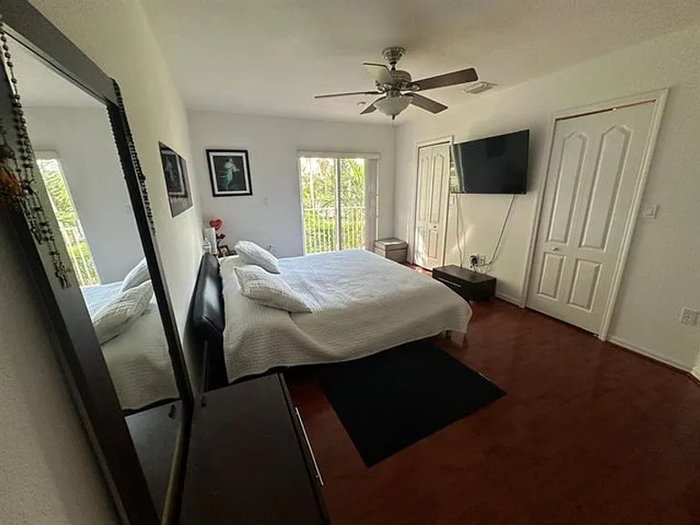 3052 SW 129th Ter #114 — Photo 7