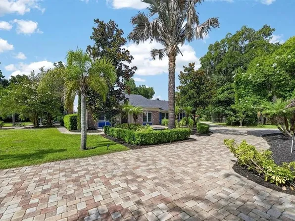 2715 Little Rd, Valrico, FL 33596