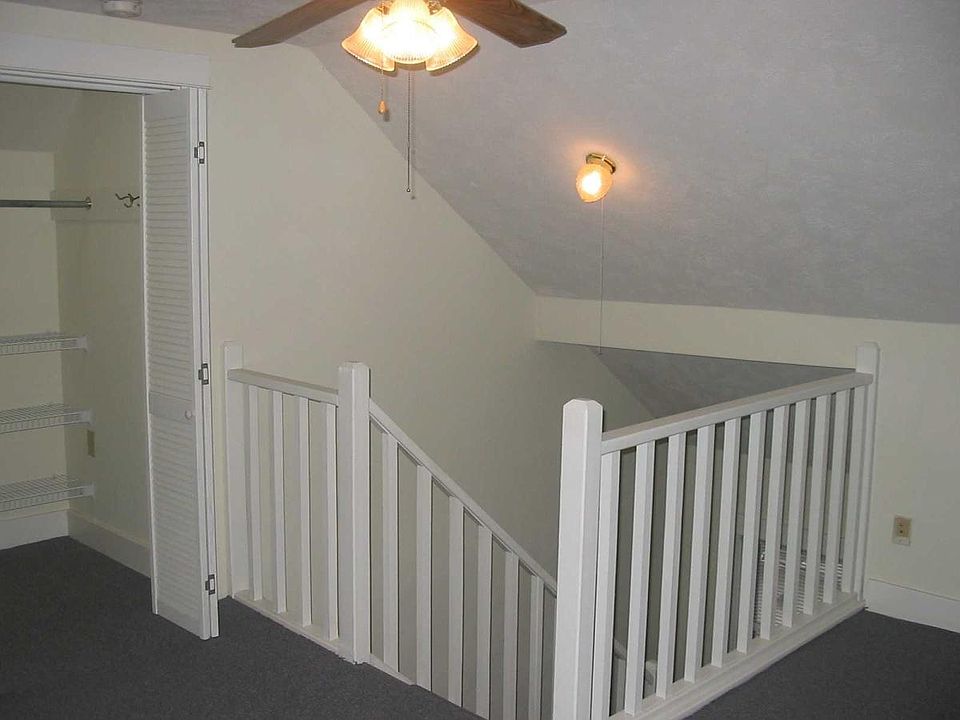3rd floor bedroom