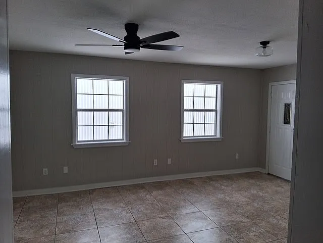 24 Daffodil Ln — Photo 5