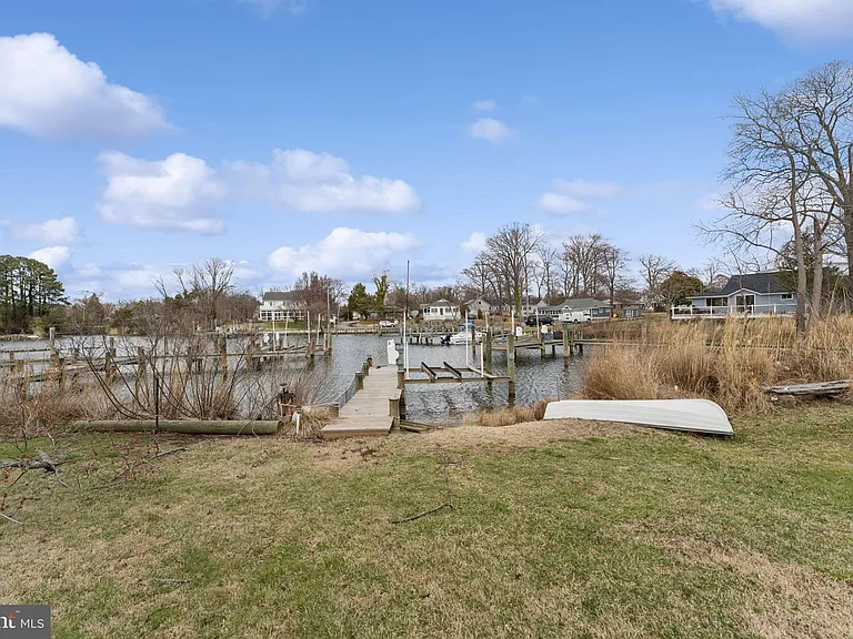 402 Linden Ave — Photo 39