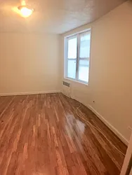 Rented by Roberto Guilbet, LREB