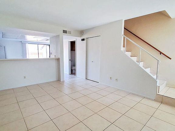 2nd image of 2825 E Waltann Ln Unit 2