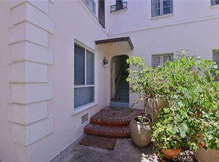 9372 W Olympic Blvd, Beverly Hills, CA 90212
