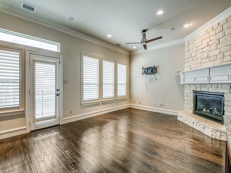 7927 Osborn Pkwy — Photo 13