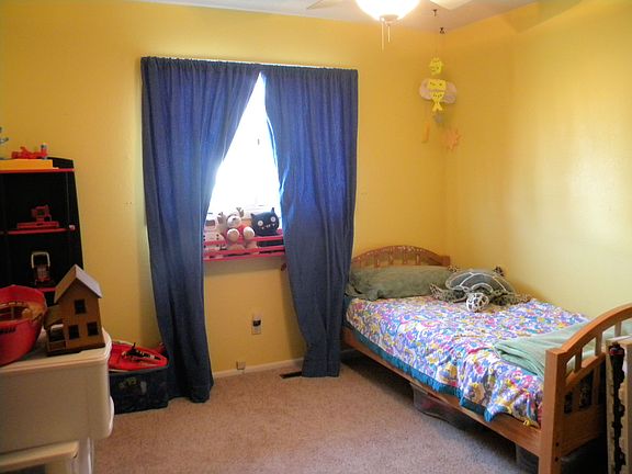 5th image of 6 Spruce Dr