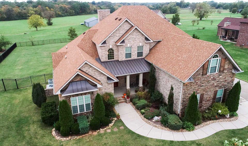 1st image of 1030 Glastonbury Way