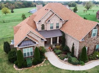 1030 Glastonbury Way, Murfreesboro, TN 37129