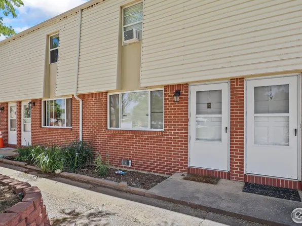 215 Chestnut St #A5, Windsor, CO 80550