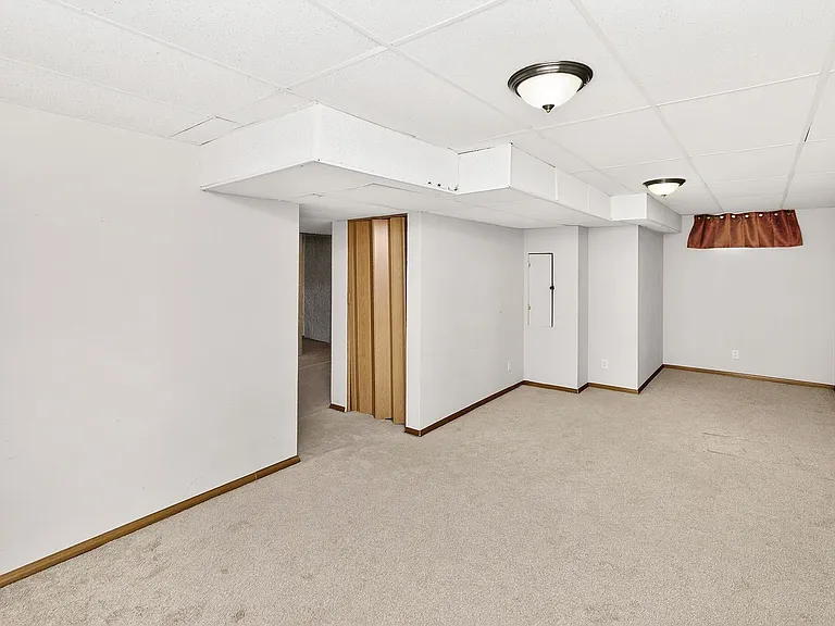 760 SE Carefree Ln — Photo 14