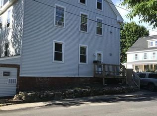 2 Pleasant St #1, Salisbury, MA 01952