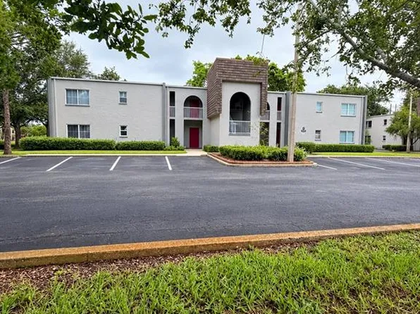 3147 29TH AVENUE N #203, ST PETERSBURG, FL 33713
