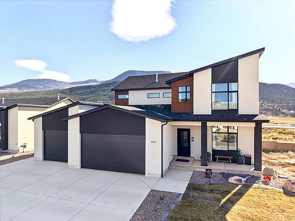 2nd image of 2549 W Black Sage Dr