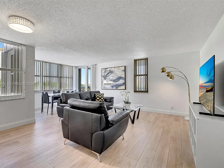 3015 N Ocean Blvd #6A — Photo 7