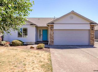 165 N 8th St, Jefferson, OR 97352