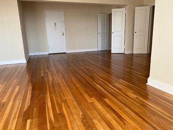 3rd image of 1445 Shore Pkwy #2