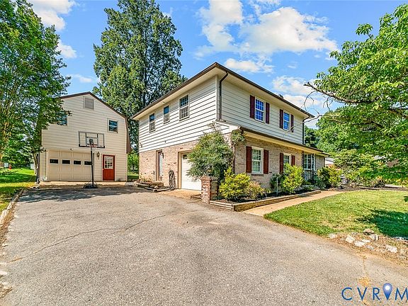 2nd image of 4407 Shoremeade Rd