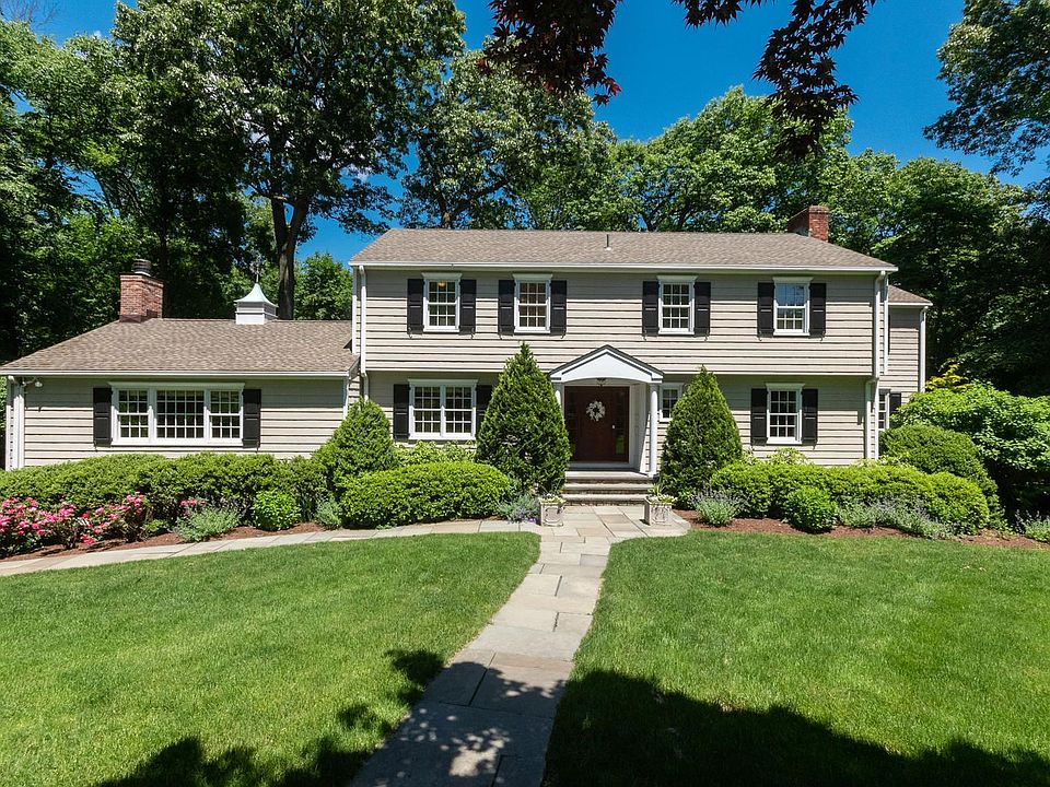 26 Winding Ln Darien CT 06820-large-005-056-Exterior-1500x1000-72dpi.jpg