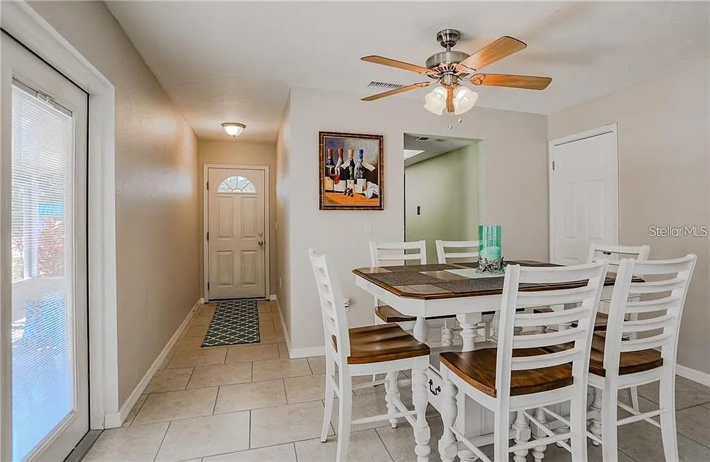 2 bed, 2.0 bath, 1212 sqft, $3,500 — Photo 4