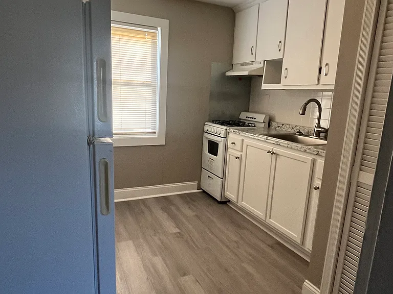 25 Shirley Ln #22 — Photo 2