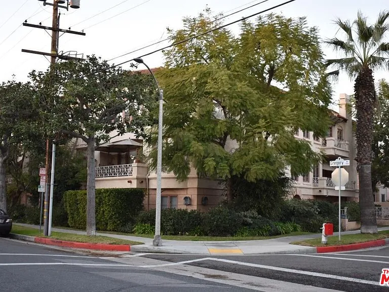 235 S Gale Dr #101 — Photo 18