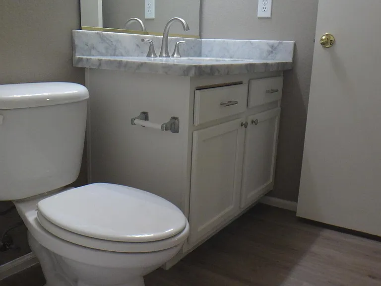 12525 W Reade Ave — Photo 30