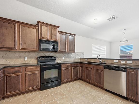 2nd image of 139 Meadow Crest Dr