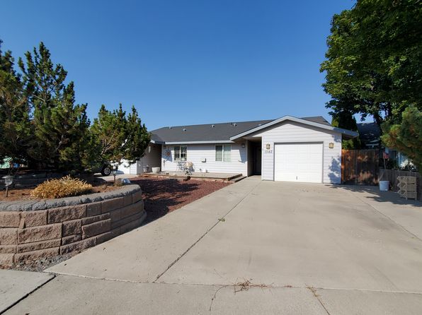 1542 NE Larry Ct