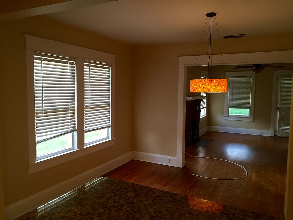 1st image of 420 W Belmar St