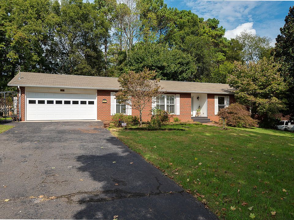 1st image of 9317 Gulf Park Dr
