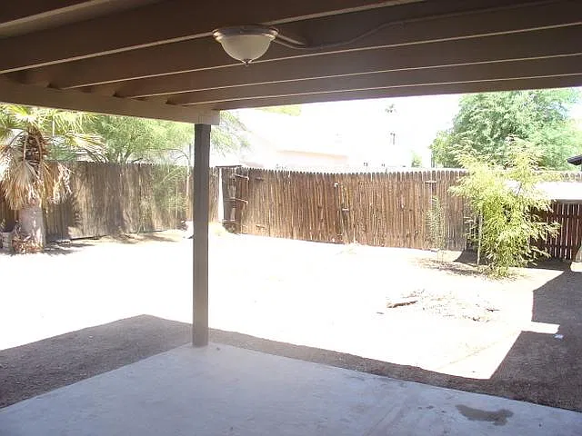 4 bed, 1600 sqft, $2,395 — Photo 4