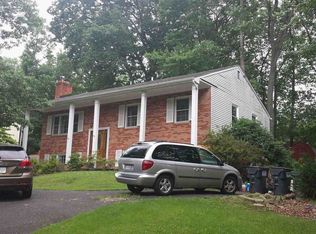 1007 Columbus Dr, Stafford, VA 22554