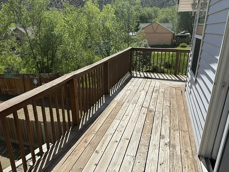 389 Grand Butte Ln — Photo 8