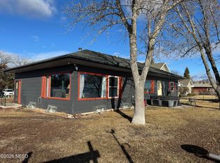 556 N Lake Dr, Watertown, SD 57201