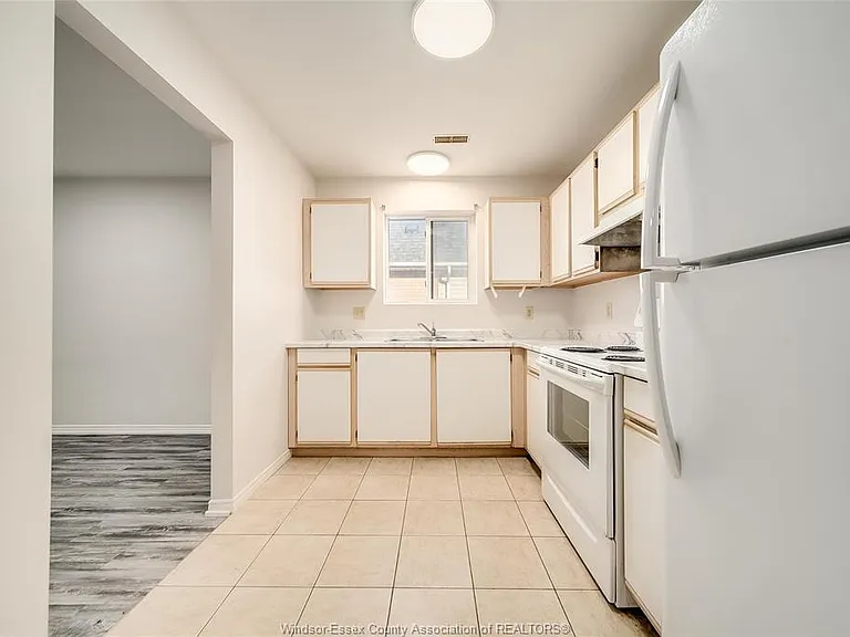 1970 Daytona Ave #2 — Photo 8
