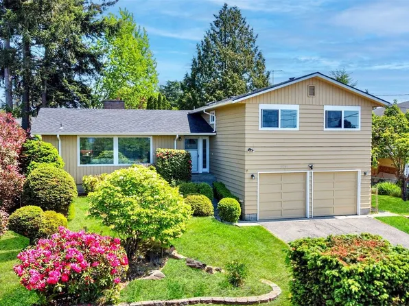 25736 S 17th Avenue, Des Moines, WA 98198