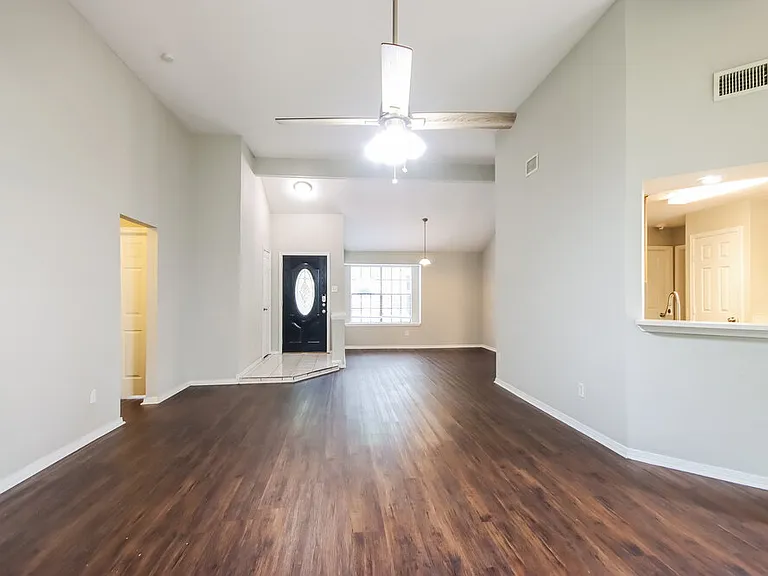 5207 Village Springs Dr — Photo 5