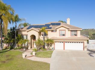5882 Ranch View Rd, Oceanside, CA 92057