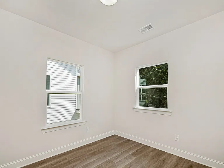 2309 Ellen Ave #1 — Photo 4