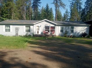 8421 E Elk Chattaroy Rd, Chattaroy, WA 99003