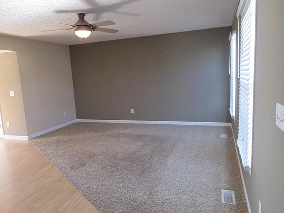 2nd image of 2620 Fernwood Ave