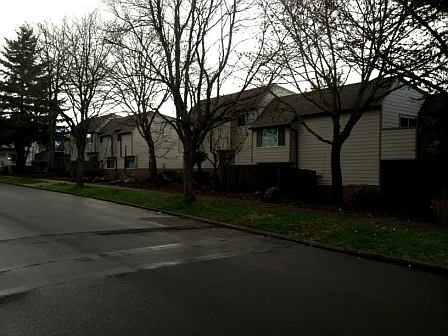 Kalani Gardens — Photo 37