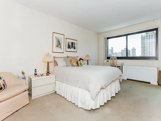 Sold by Sotheby's International Realty | media 12