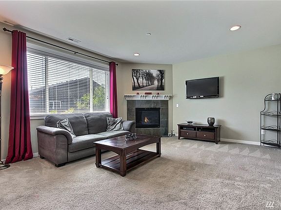 5th image of 1074 Bell Hill Pl