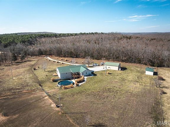 2nd image of 37595 Westgate Rd