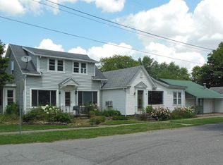 313 W Green St, Butler, IN 46721