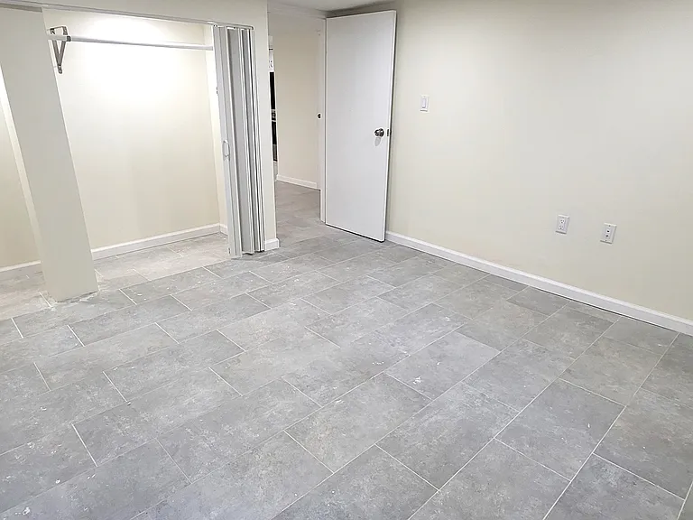 170-20 Lithonia Ave #1B — Photo 9