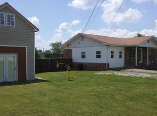 317 Watts St, Madisonville, TN 37354